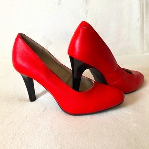 Rialto Coline Red Heels. NWOT